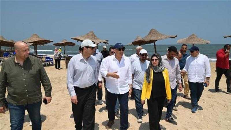 وزير الري يتفقد مشروعات حماية الشواطئ بمدينة رأس البر