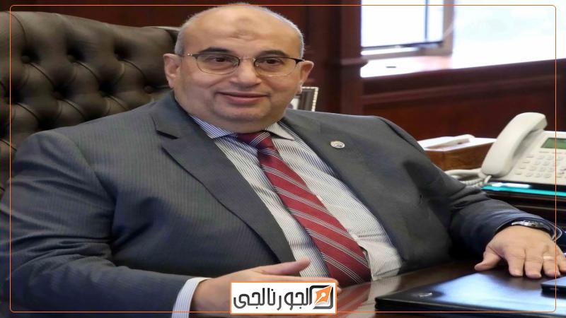 المحاسب الضريبي أشرف عبد الغني مؤسس جمعية خبراء الضرائب المصرية 